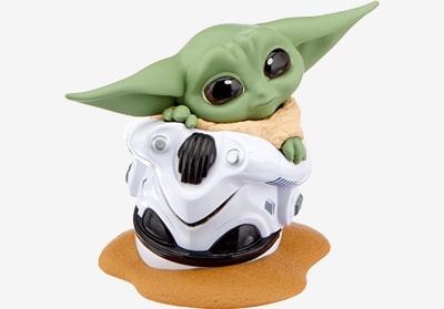 Baby Yoda Bounty Helmet Hiding
